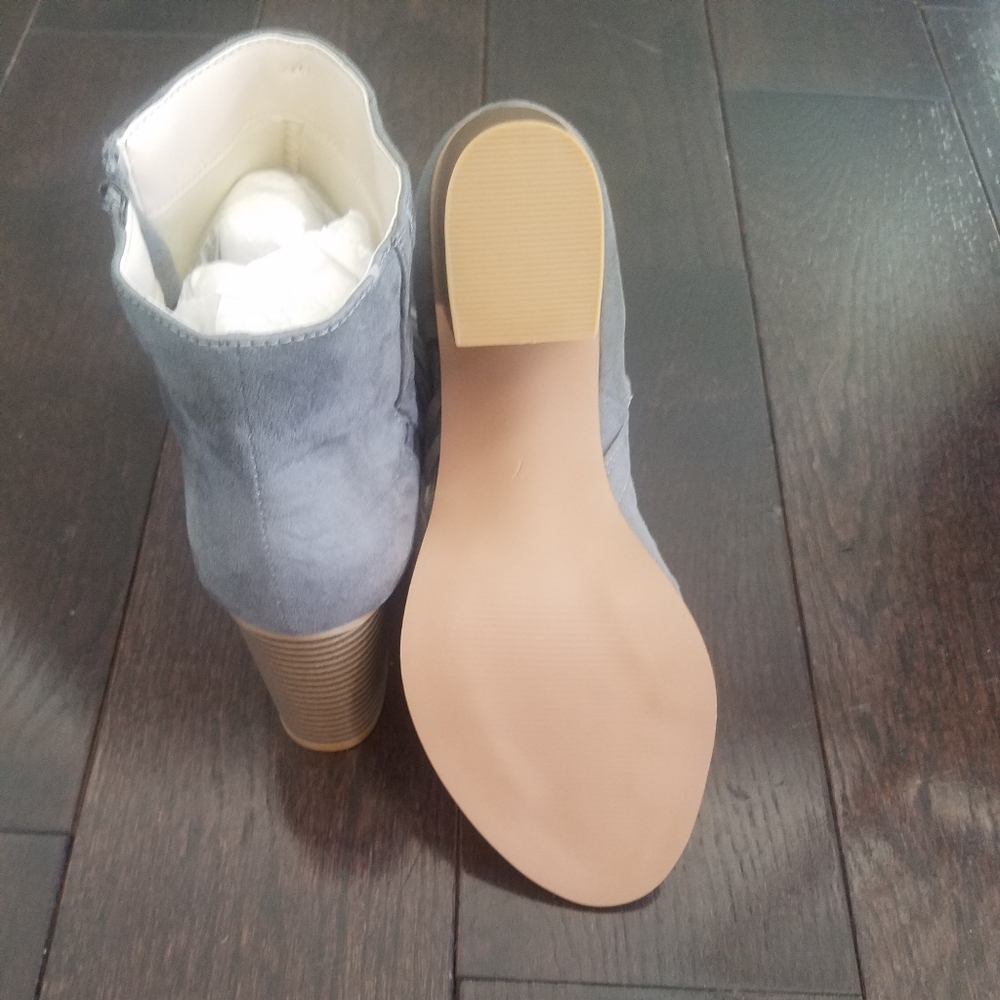 Womens booties - Picture 3 of 3